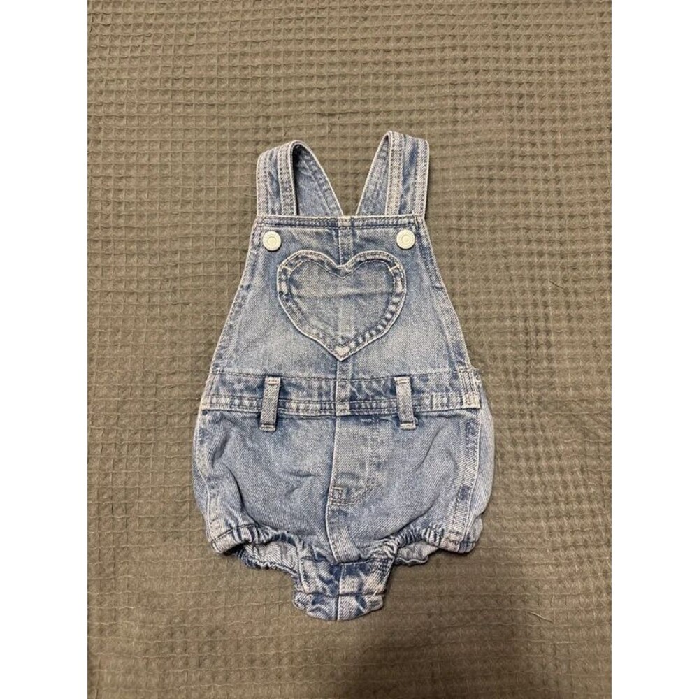Old Navy 6-12 Month Romper Overalls Heart